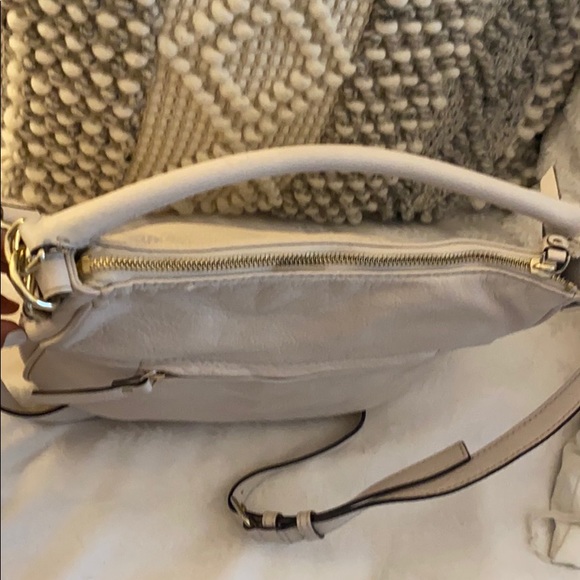 Kate Spade Crossbody bag. - Picture 4 of 8